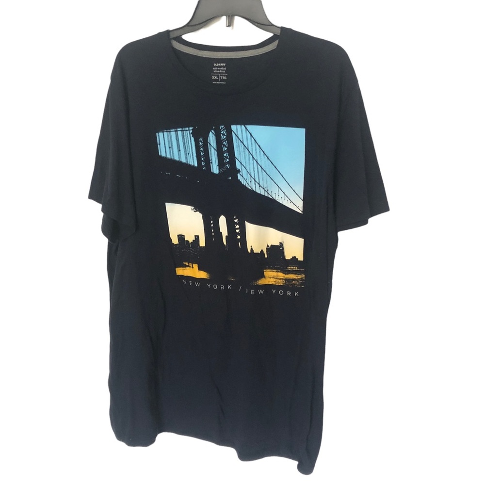 Old Navy soft washed graphic T-shirt